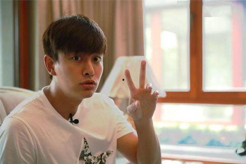 老男孩李子吃瓜视频,揭秘娱乐圈幕后真相