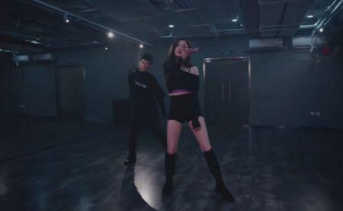 美女天天吃瓜图片视频网站,美女主播带你畅游吃瓜视频世界