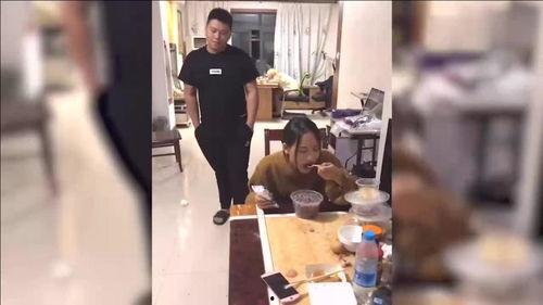 表哥吃瓜扫楼视频在线观看