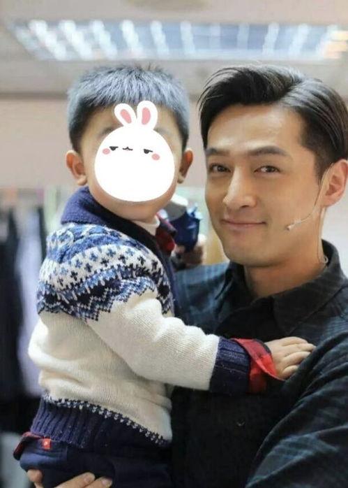 吃瓜两个男明星视频下载